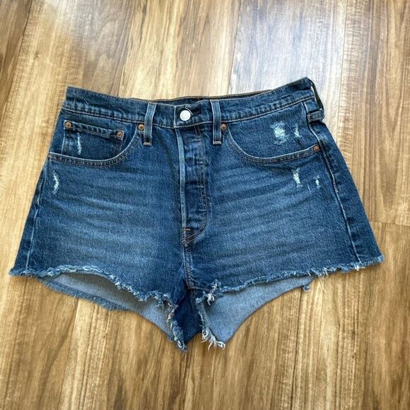 Levi’s 501 Cut Off Denim Shorts Size 30 - Picture 1 of 5